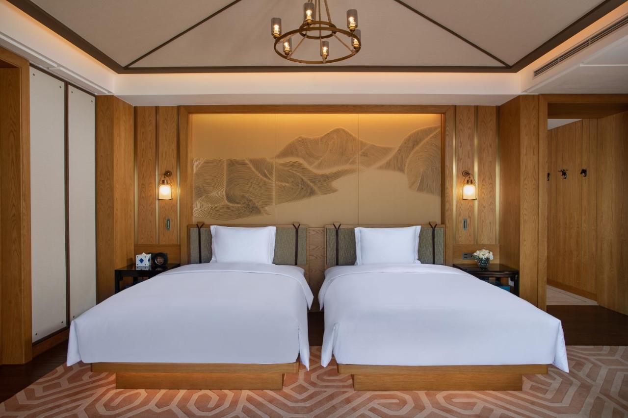 Hotel Indigo Diqing Moonlight City By Ihg Shangri-La Exterior photo
